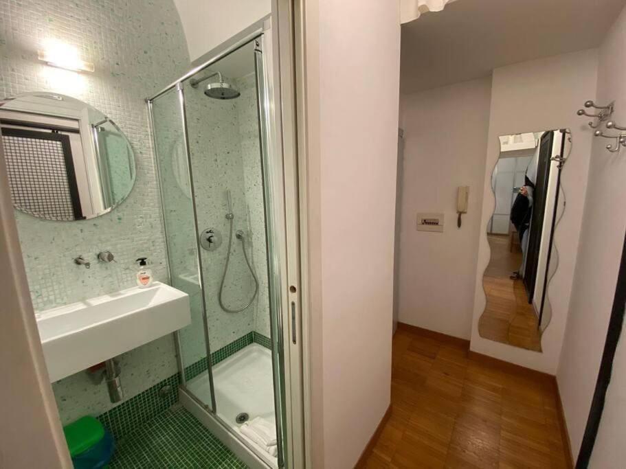 Studio Flat - Piazza San Cosimato By Yourhost Roma Exterior foto